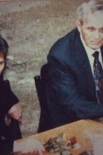 Împreună, asul şi mâneca.