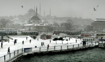 Iarnă în Istanbul, 2004